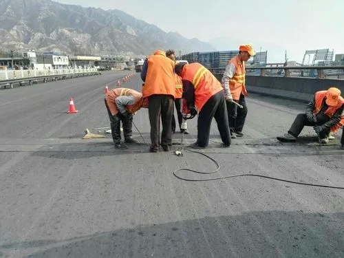 汉阴道路桥梁病害治理